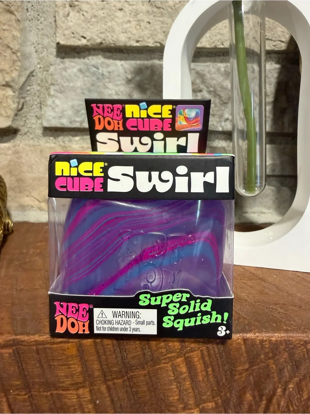 NeeDoh Nice Cube Swirl Super Solid Squish - Purple & Pink